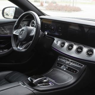 Photo Textures of Mercedes Benz E400 Interior